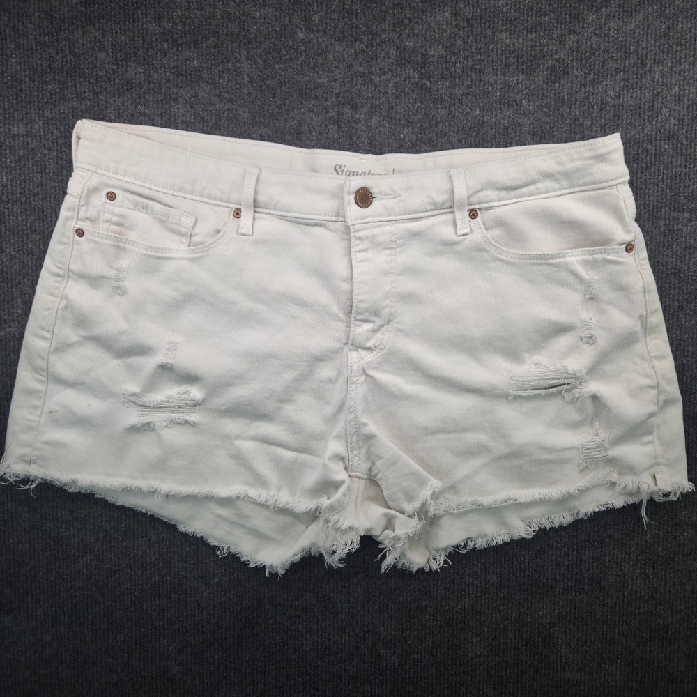 Signature Levi Strauss Women 16 White Denim Distressed Raw Hem Summer Shorts W33